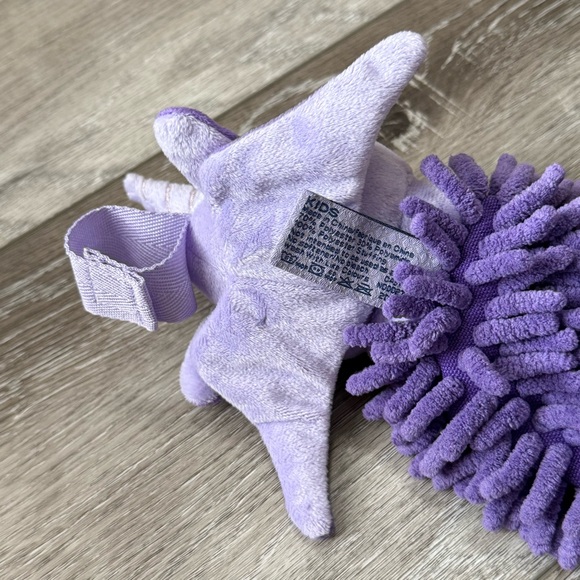 Norwex Kids Pet to Dry Chenille Hand Towel in the Lavender Unicorn - Picture 3 of 3